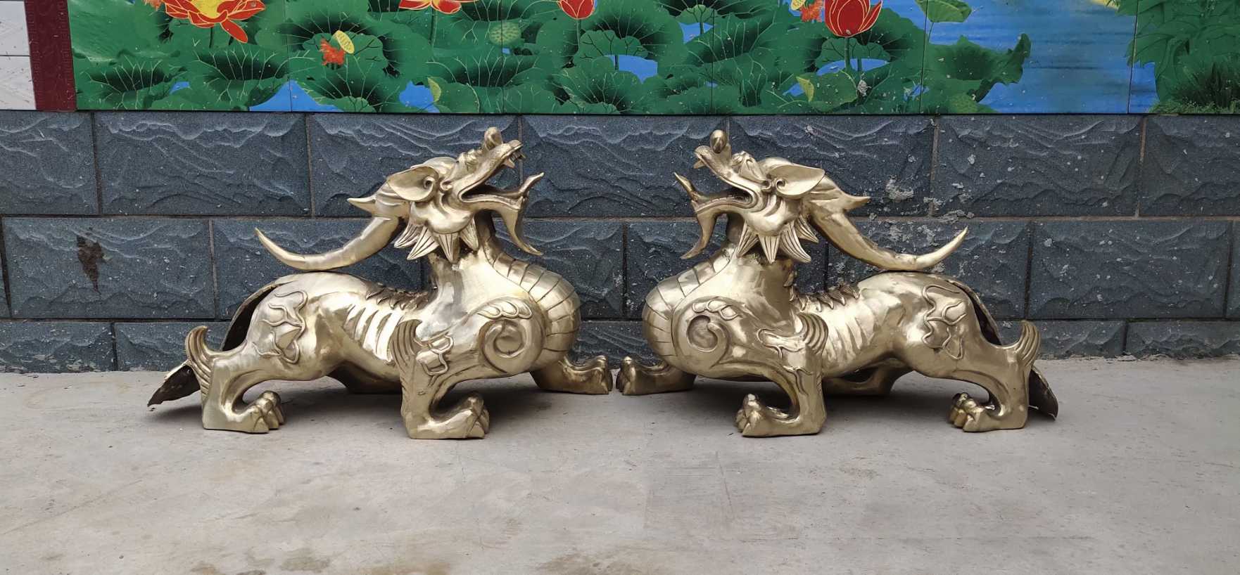 Dragons in Silver Colour